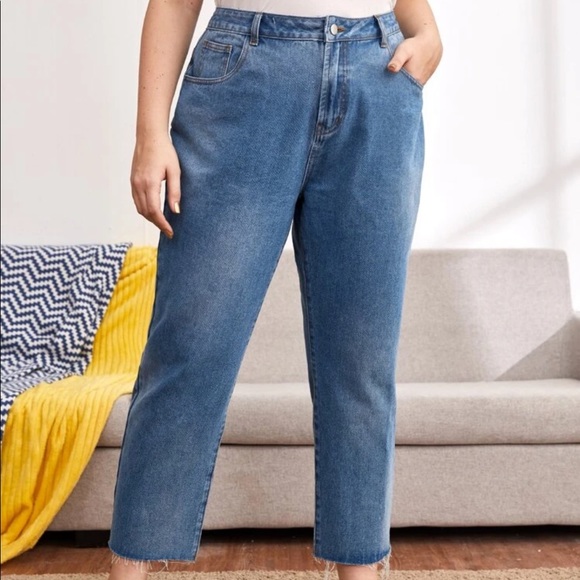 SHEIN jeans - Picture 2 of 4